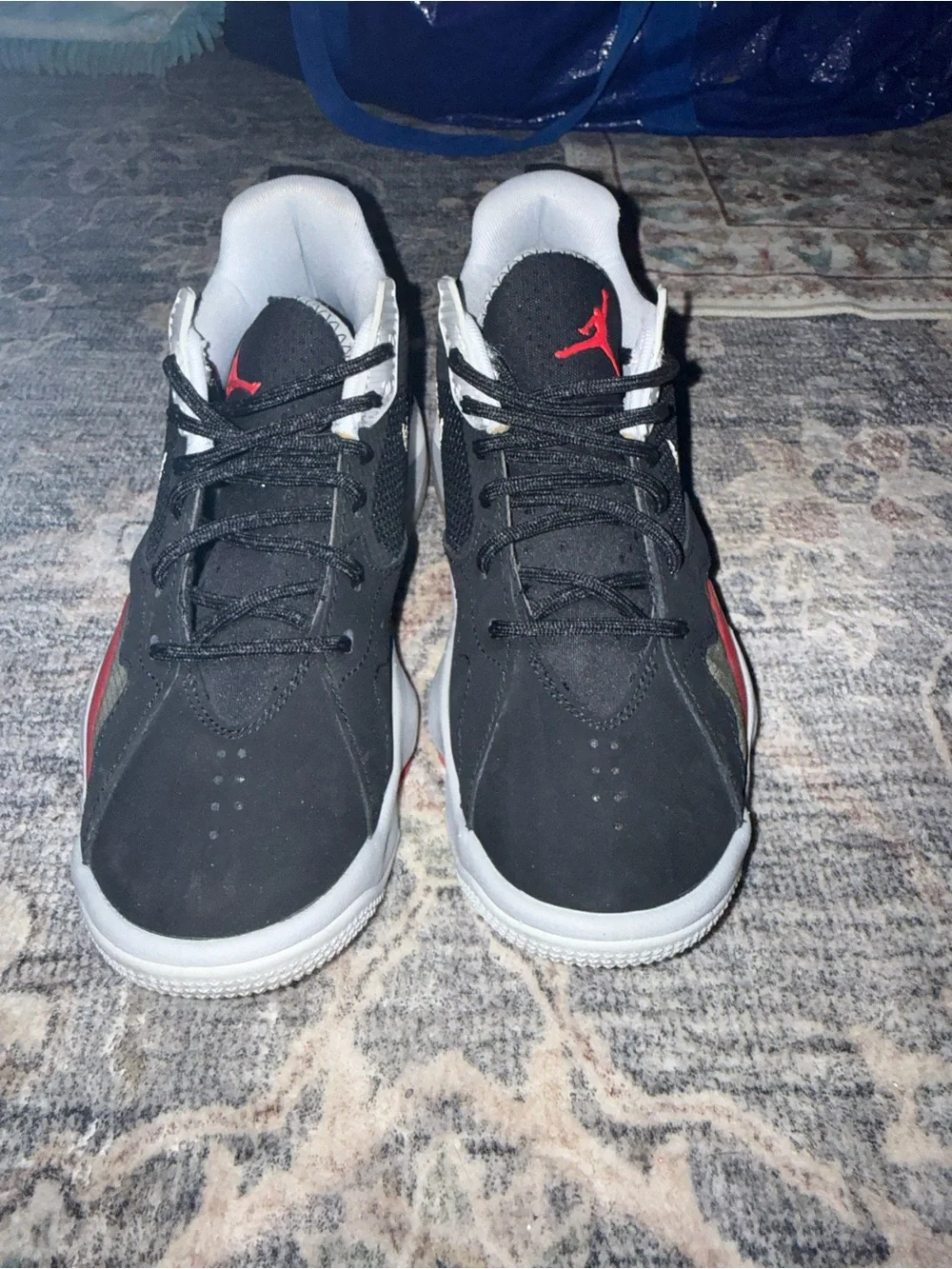 Jordan Men's Black and Red Low-Top Sneakers